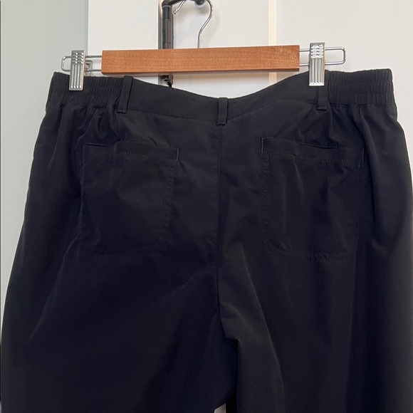 Like new condition Kirkland signature travel pants - Picture 3 of 3